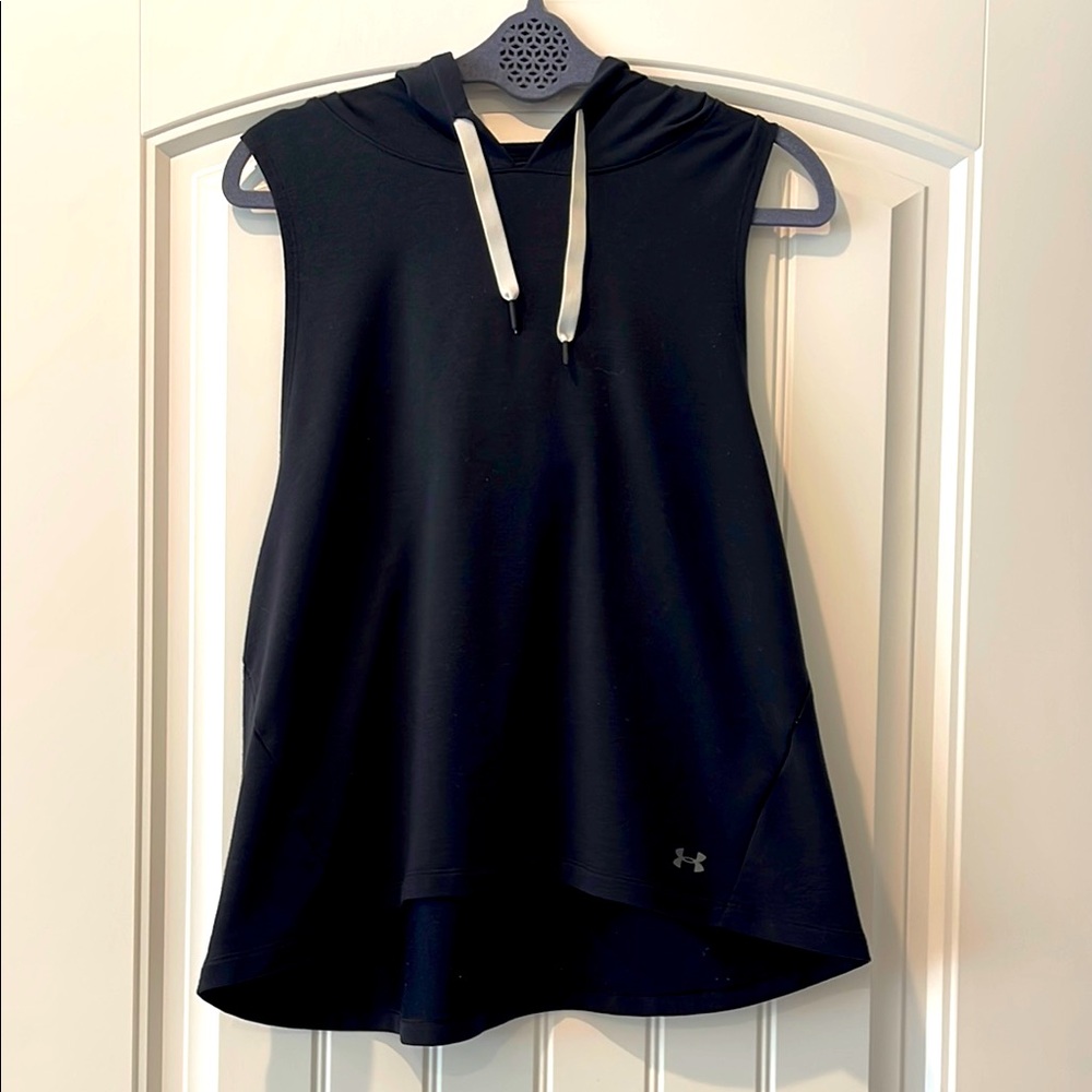 Under‎ Armour Women's Black Sleeveless Hoodie L